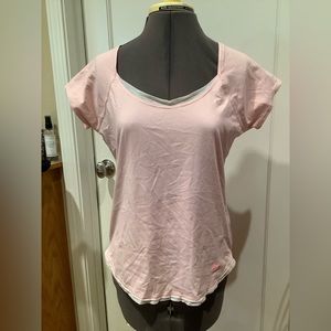 Euc Nike back vent t shirt M